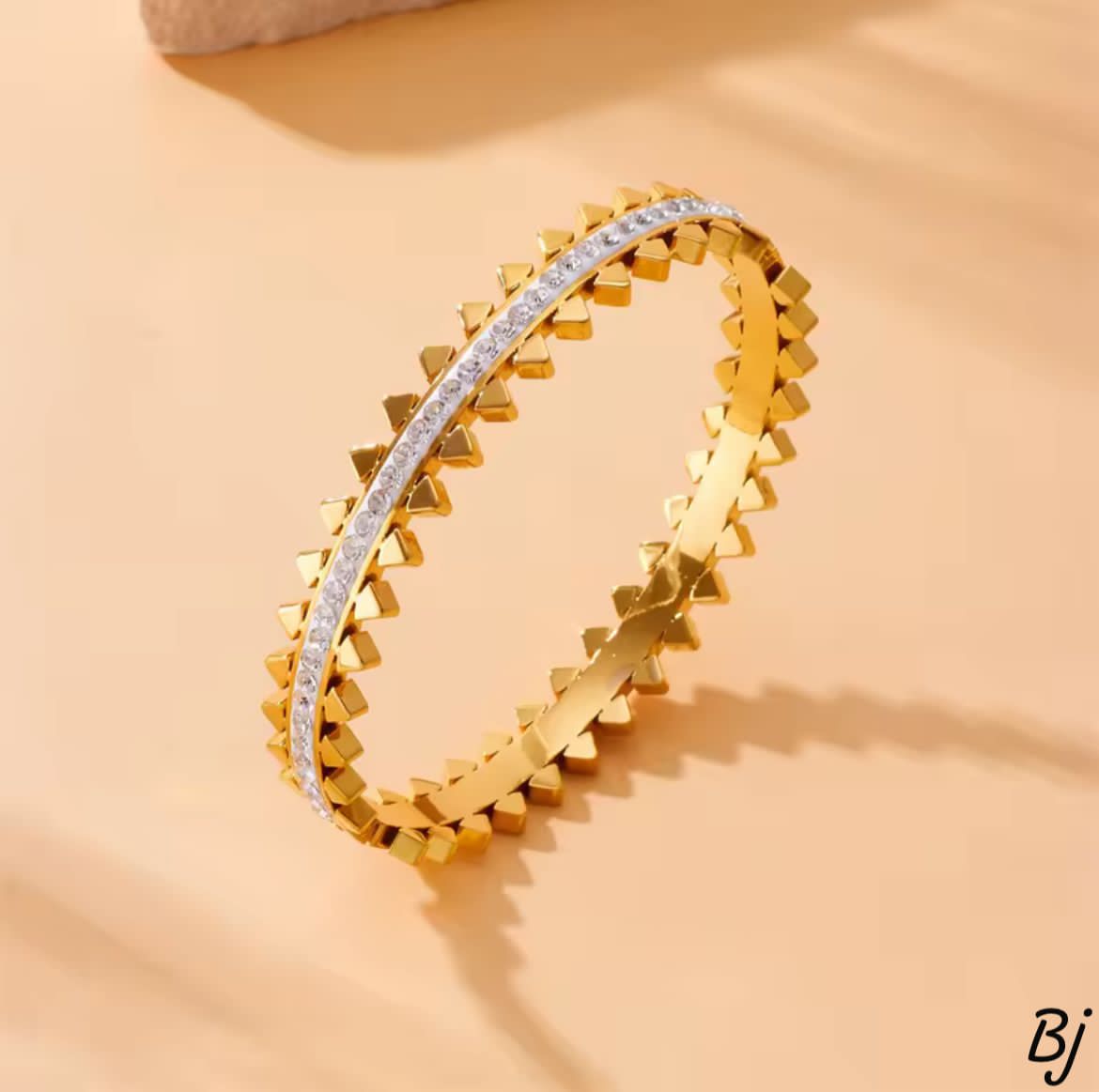 HANDCUFS FOR HER (SILVER 925 ITALY / GOLD COATED /PAWNABLE )