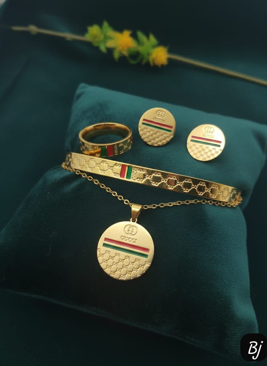 JEWELRY SET ( SILVER 925 ITALY / PAWNABLE ) GOLD COATED