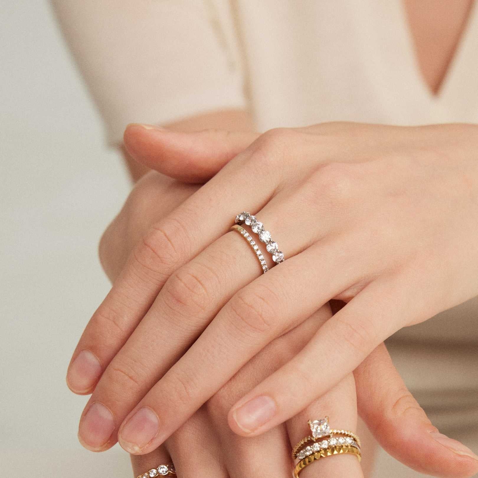 Julianne Bracelet AND Ring ( SILVER 925 PAWNABLE )